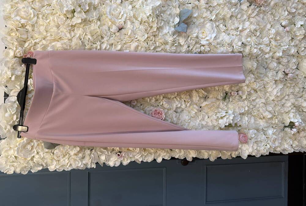 NEW FRANK LYMAN women's pull-on ankle pants in lychee